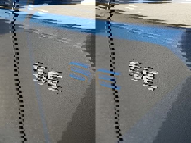 Certified 2025 Volkswagen Atlas SE image 6