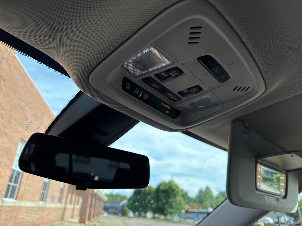 Used 2020 Chevrolet Traverse High Country w/ LPO, Floor Liner Package AWD/4WD image 26