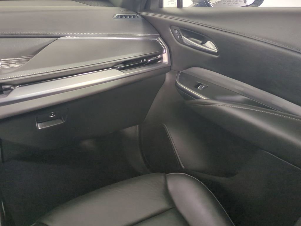 Used 2024 Cadillac XT4 Premium Luxury w/ Technology Package image 20