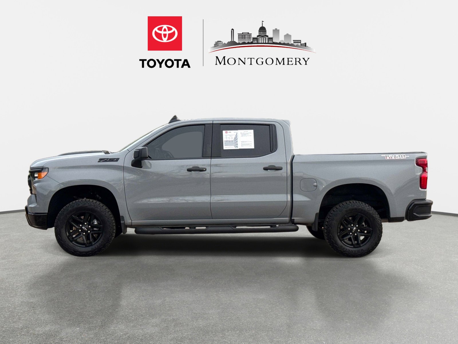 Used 2025 Chevrolet Silverado 1500 Custom Trail Boss w/ LPO, Dark Essentials Package AWD/4WD image 6