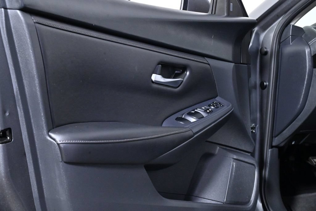 Used 2023 Nissan Sentra SV w/ All-Weather Package FWD image 31