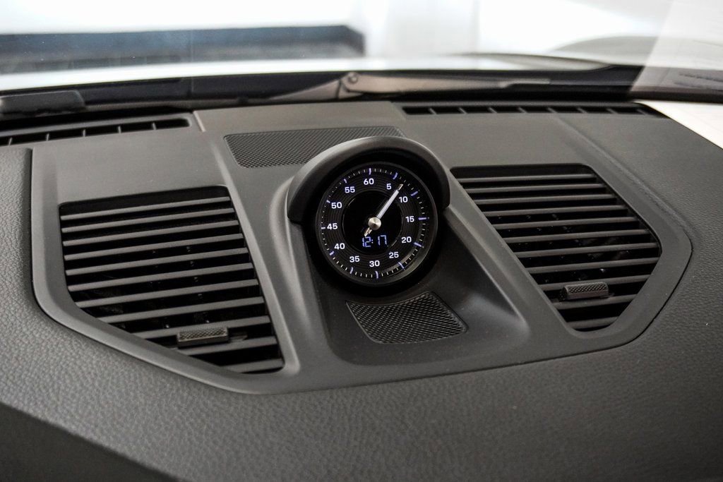 Used 2024 Porsche 911 Carrera image 38