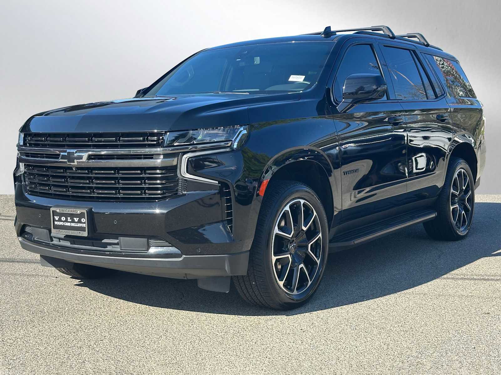 Used 2021 Chevrolet Tahoe RST w/ Luxury Package AWD/4WD image 7