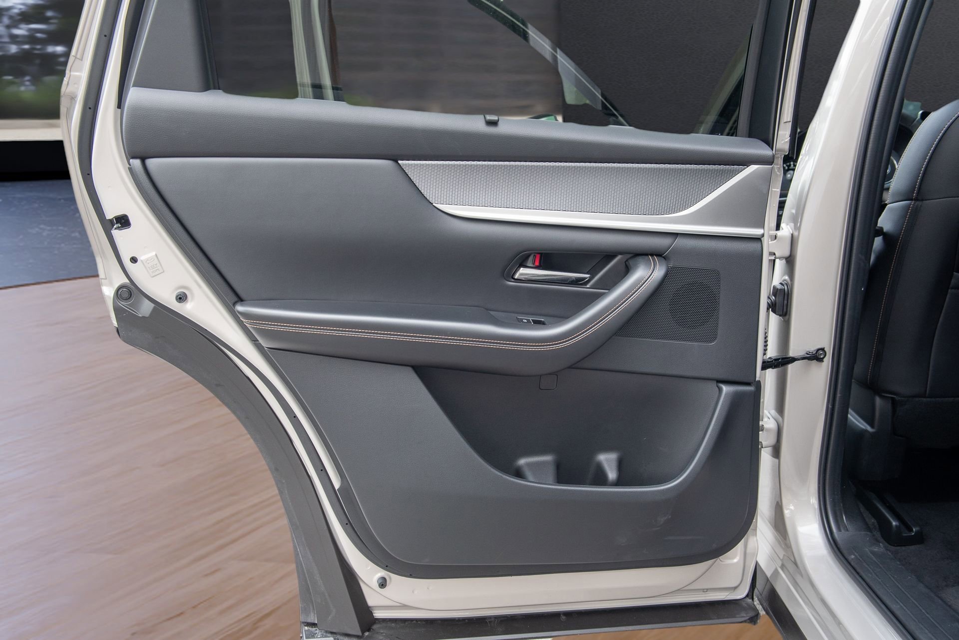 Used 2025 MAZDA CX-90 3.3 Turbo w/ Preferred Package image 14