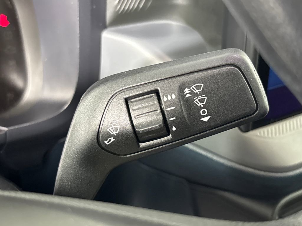 Used 2025 Ford Maverick XL w/ 4K Tow Package image 18