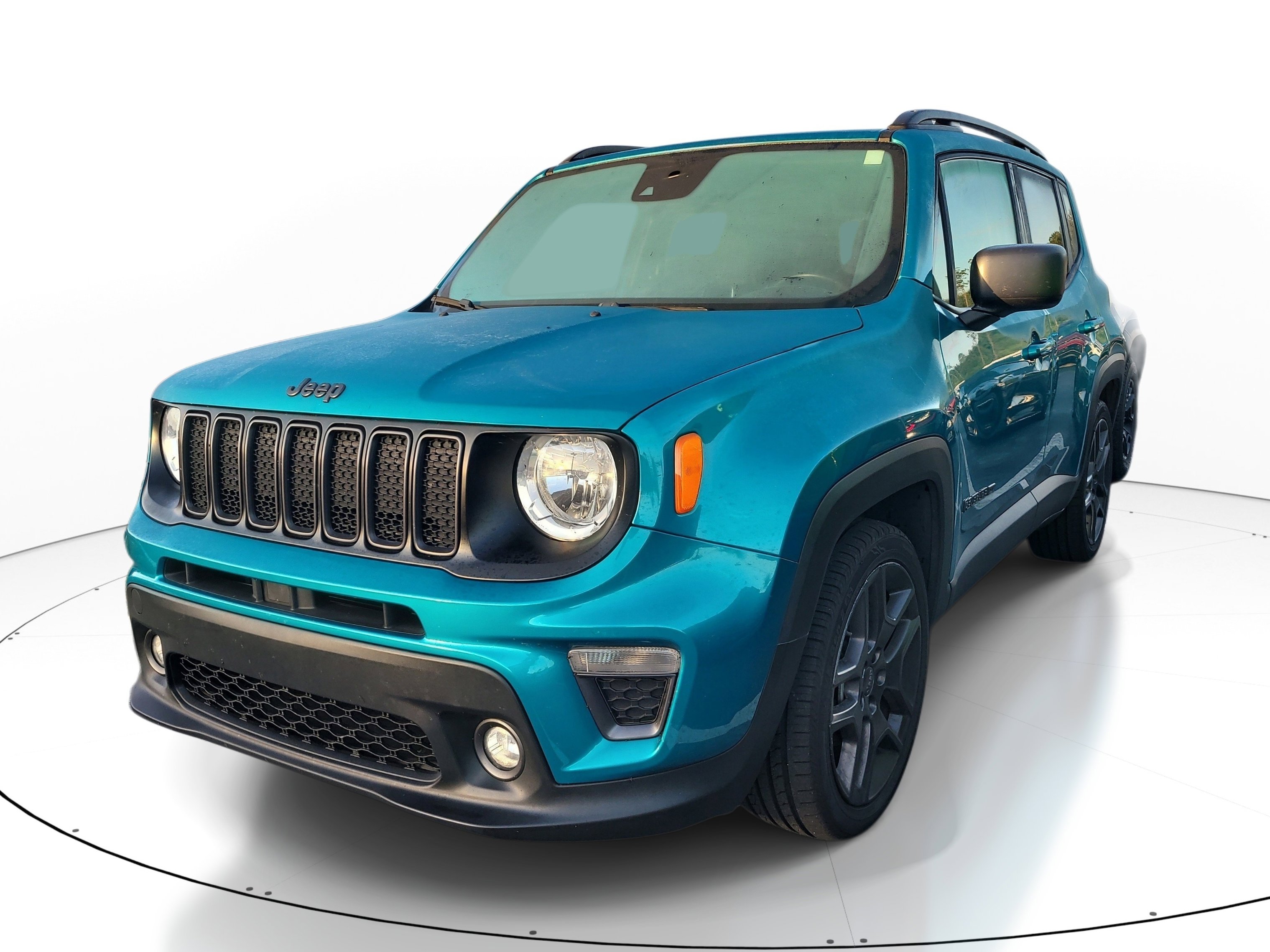 Used 2021 Jeep Renegade Latitude w/ Convenience Group FWD image 3