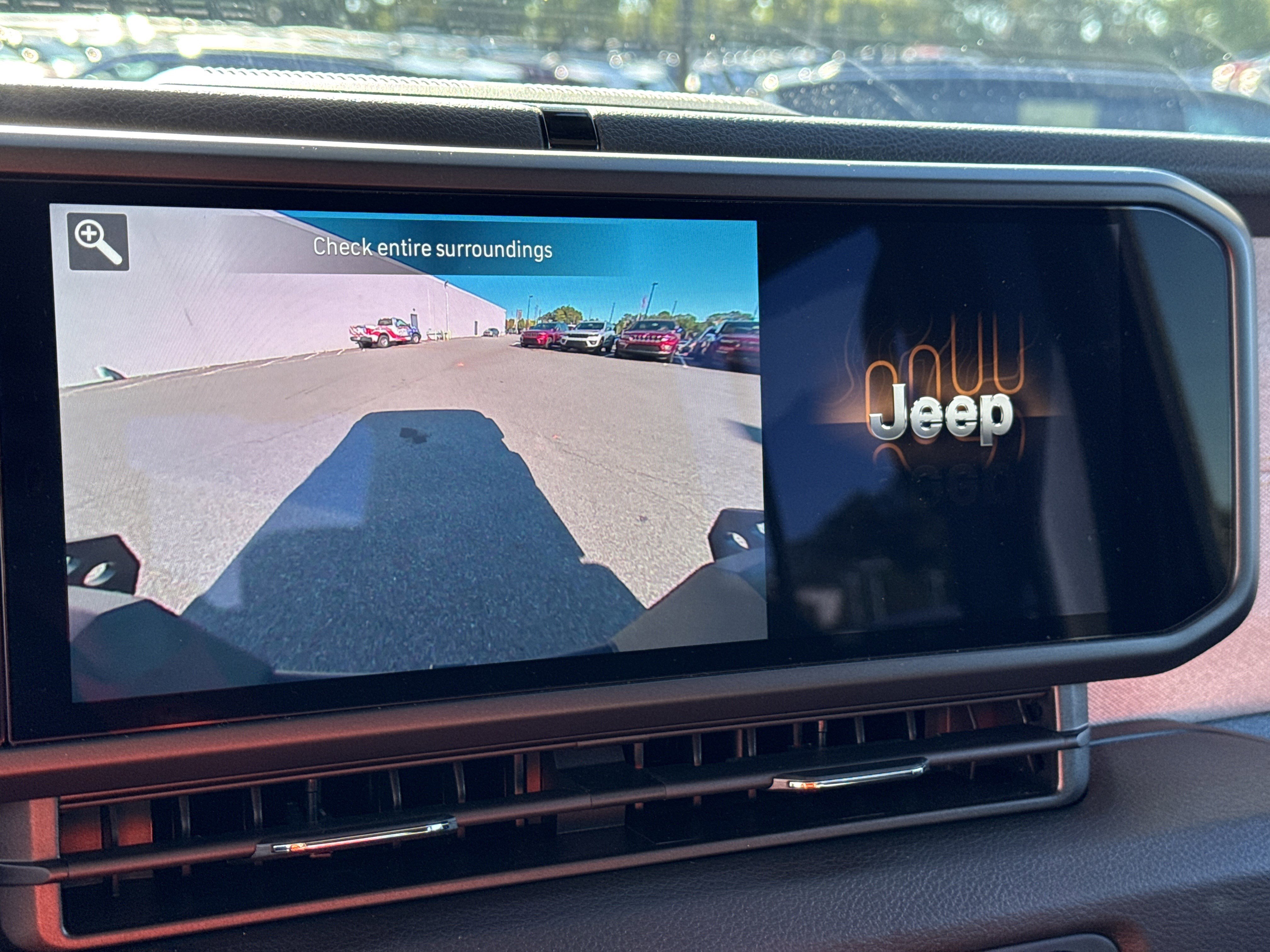 New 2025 Jeep Gladiator Sport image 33