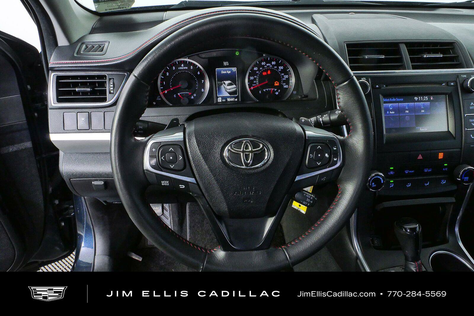 Used 2017 Toyota Camry SE FWD image 9