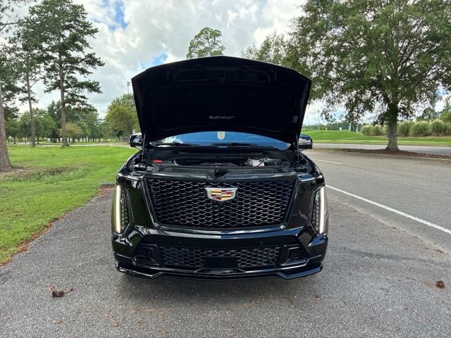 Used 2025 Cadillac Escalade ESV V AWD/4WD image 21