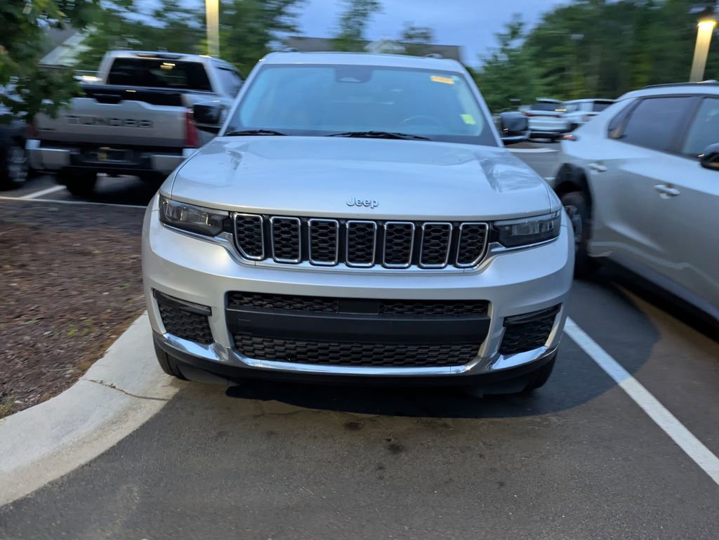Used 2021 Jeep Grand Cherokee L Limited image 2