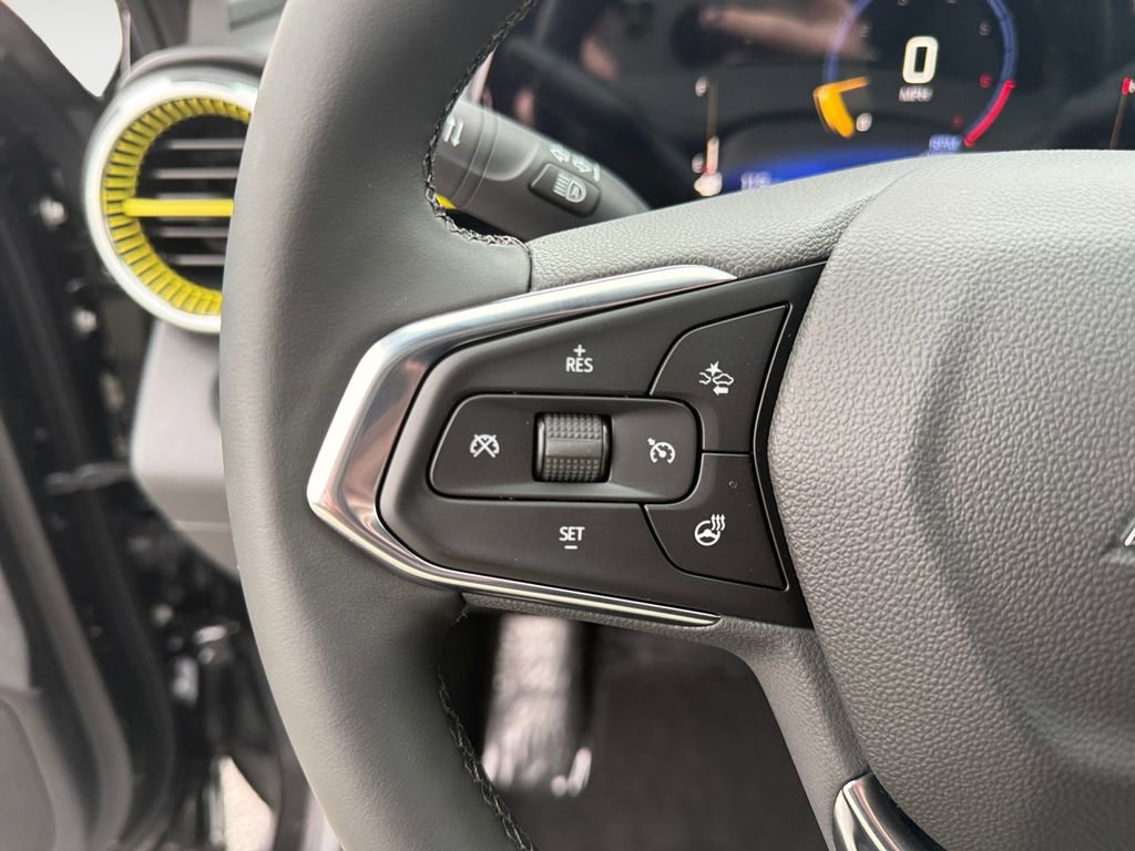 New 2026 Chevrolet Trax ACTIV w/ Driver Confidence Package FWD image 17