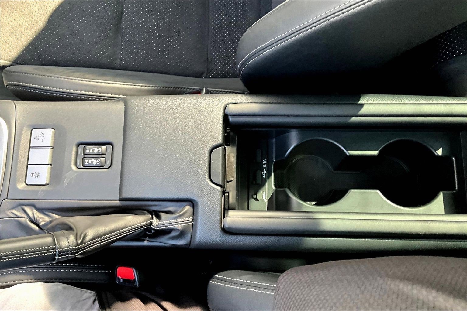 Used 2024 Toyota GR86 Premium image 32