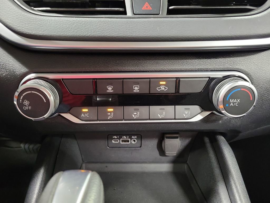 Used 2022 Nissan Altima 2.5 SV image 17