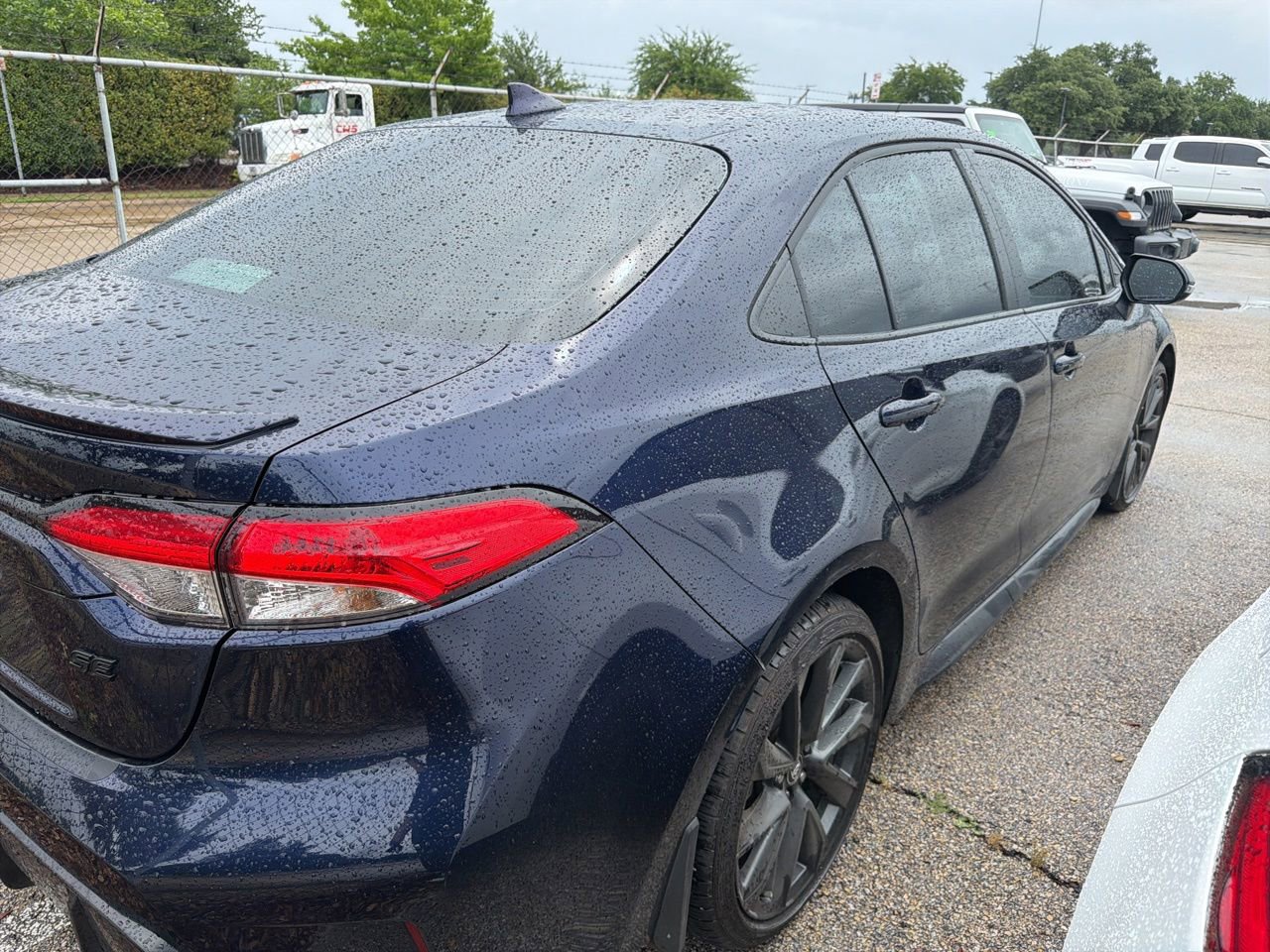 Used 2025 Toyota Corolla SE FWD image 6
