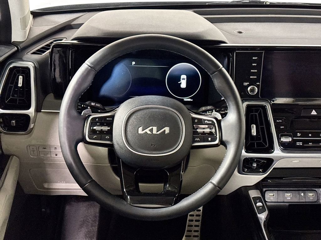 Certified 2022 Kia Sorento SX Prestige image 14