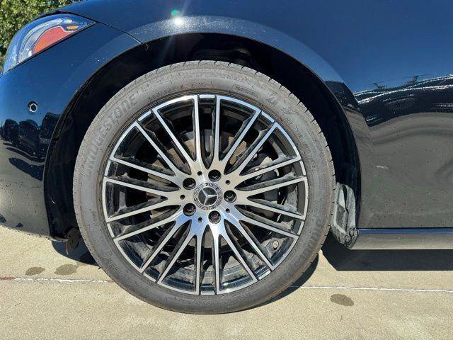 Certified 2022 Mercedes-Benz C 300 Sedan image 4