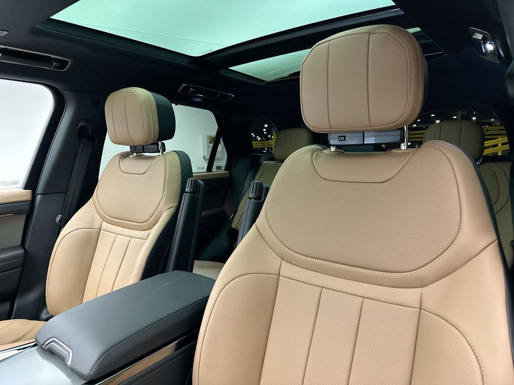 Certified 2025 Land Rover Range Rover Sport Dynamic SE AWD/4WD image 15
