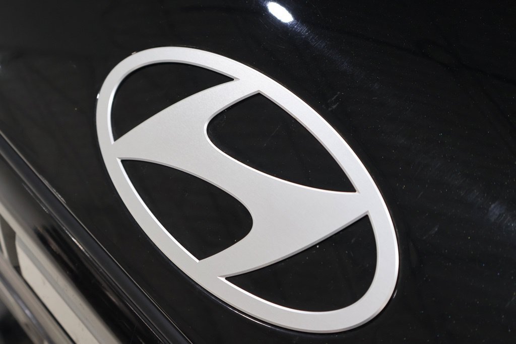 Used 2026 Hyundai Santa Fe SEL FWD image 9