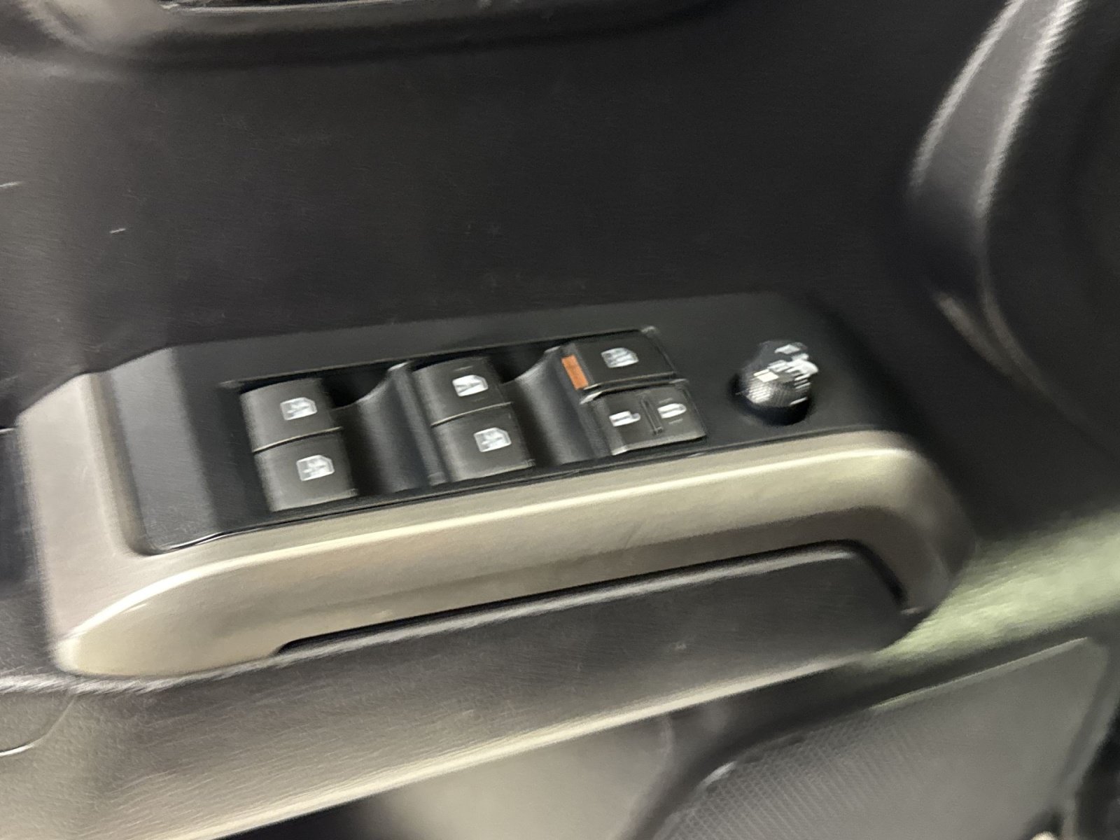 Used 2021 Toyota Tacoma SR5 RWD image 27