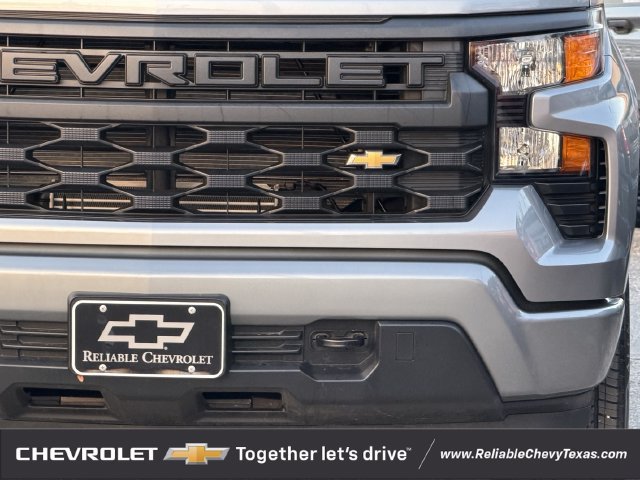Used 2026 Chevrolet Silverado 1500 Custom RWD image 9