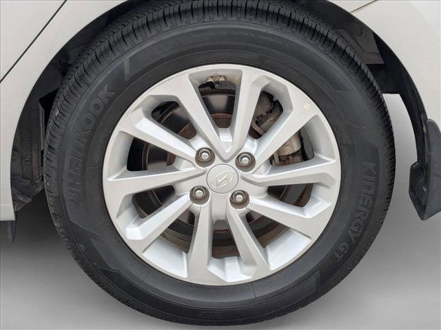 Used 2020 Hyundai Accent SEL FWD image 23