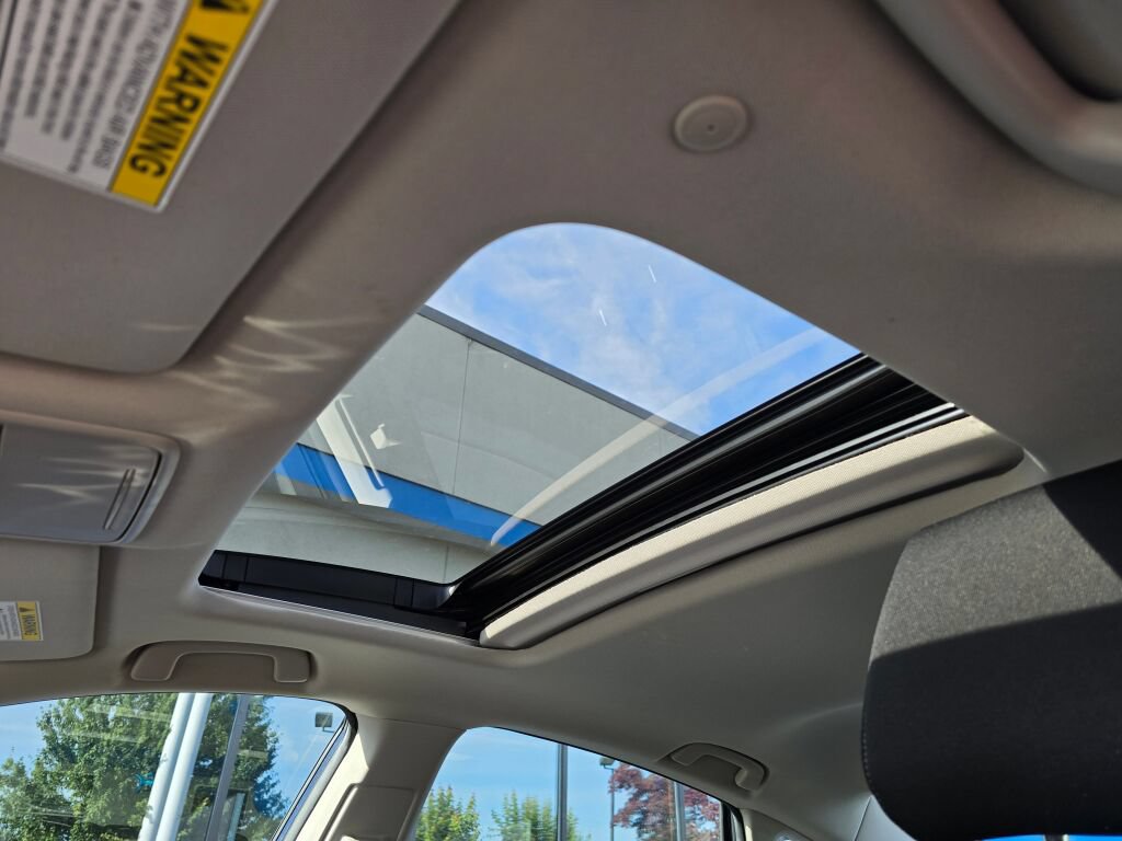 Certified 2023 Honda Accord EX image 18