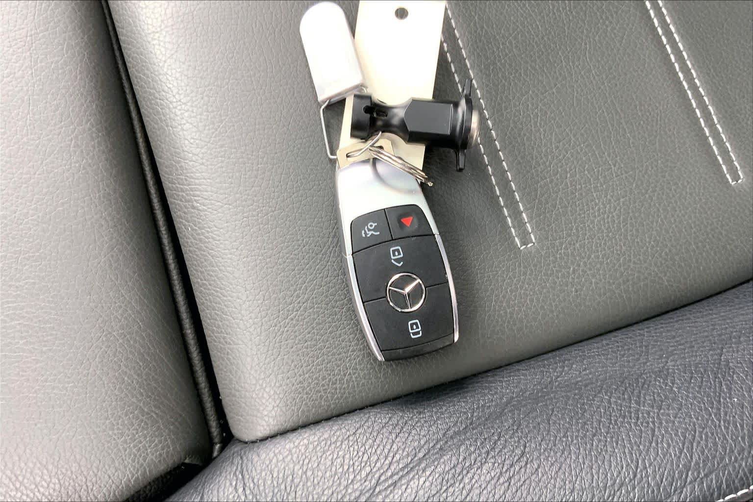 Used 2023 Mercedes-Benz GLB 250 4MATIC image 14