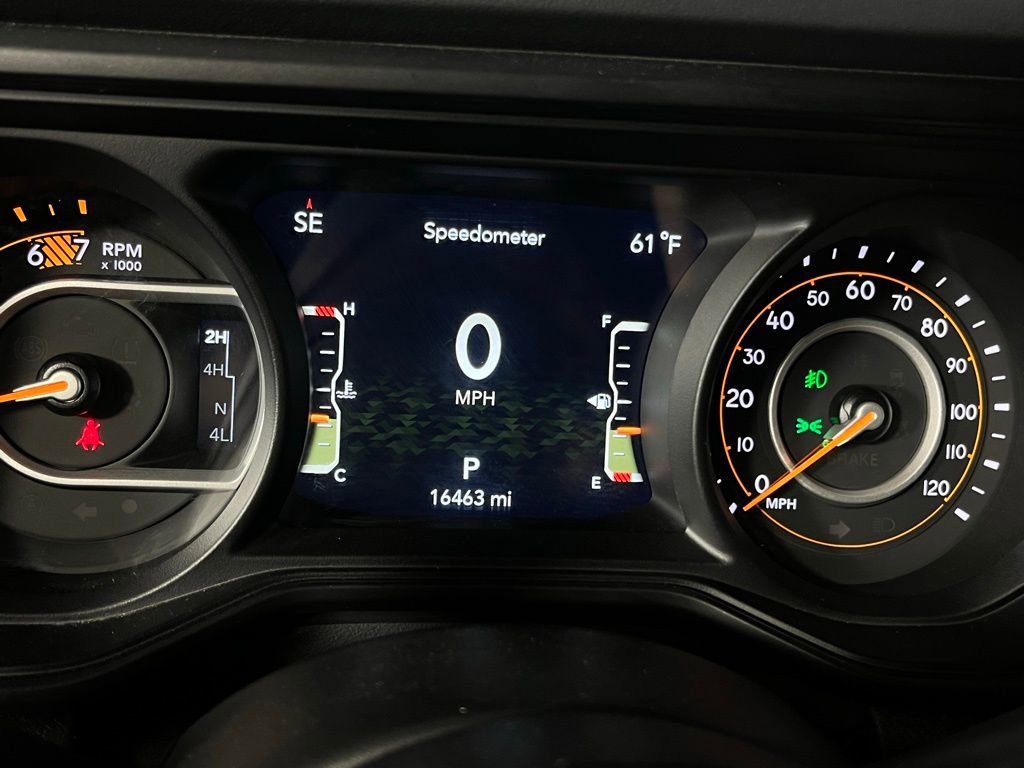 Used 2025 Jeep Wrangler Unlimited Rubicon image 22