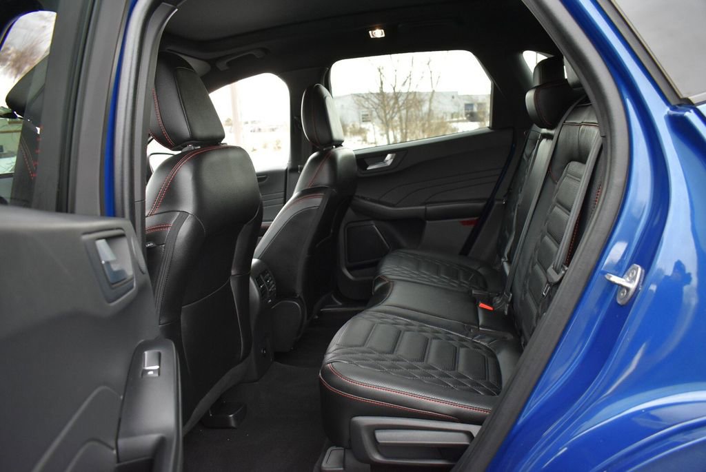 Used 2023 Ford Escape ST-Line Elite w/ Premium Technology Package image 27