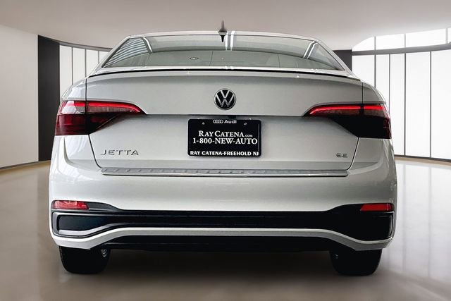Used 2023 Volkswagen Jetta SE FWD image 6