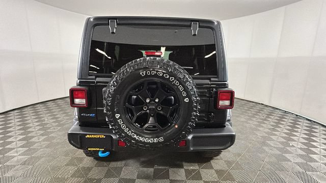 Used 2023 Jeep Wrangler Unlimited w/ Cold Weather Group AWD/4WD video 3