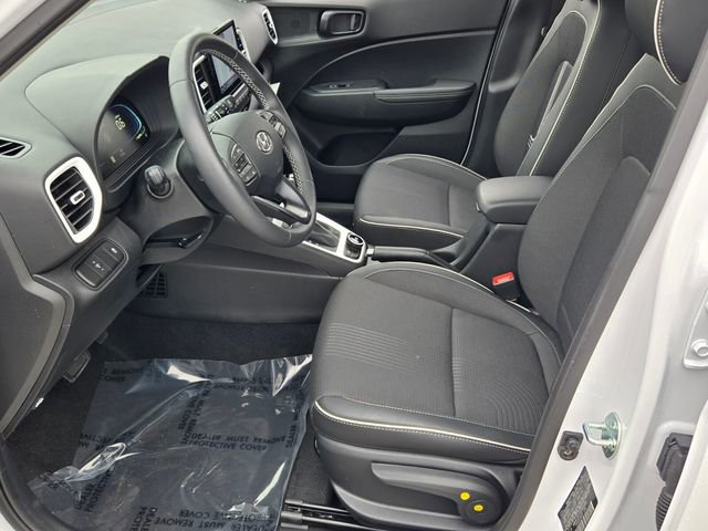 New 2025 Hyundai Venue Limited image 6