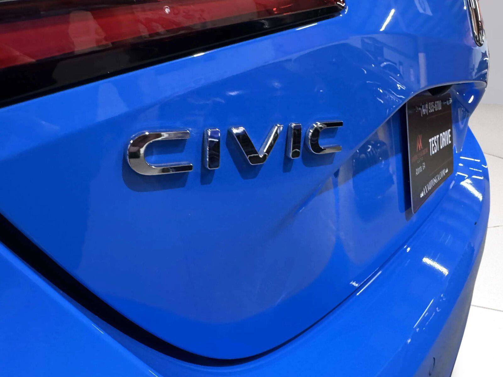 Used 2022 Honda Civic Sport Touring image 17