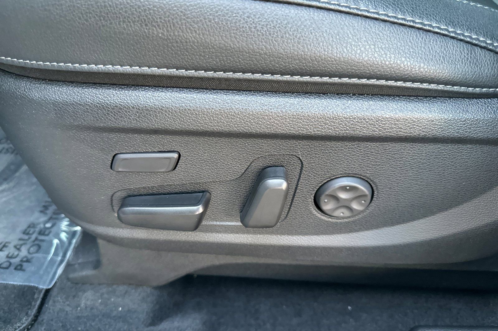 Used 2025 Kia Telluride SX image 12