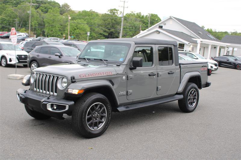 Used 2023 Jeep Gladiator Overland AWD/4WD image 4