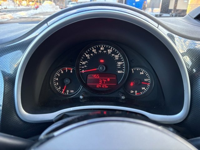 Used 2012 Volkswagen Beetle 2.0T image 23