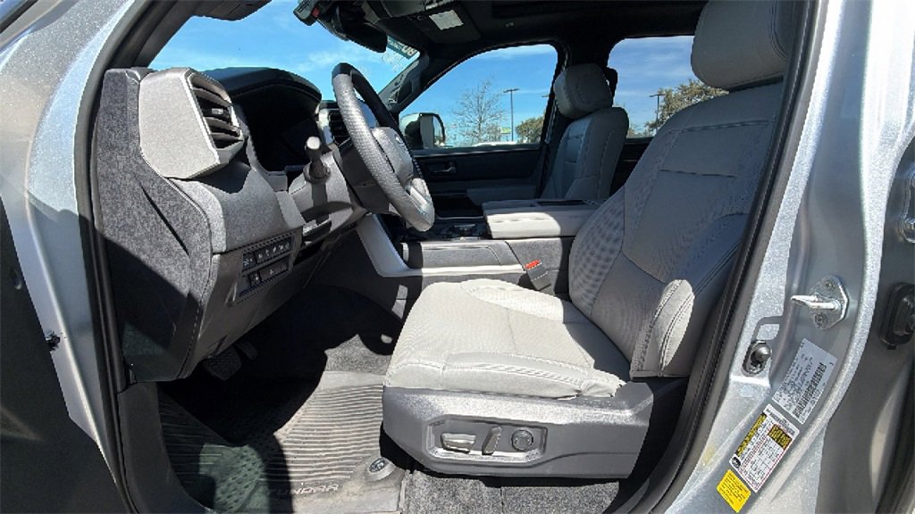 Used 2025 Toyota Tundra Limited w/ Power Package image 12