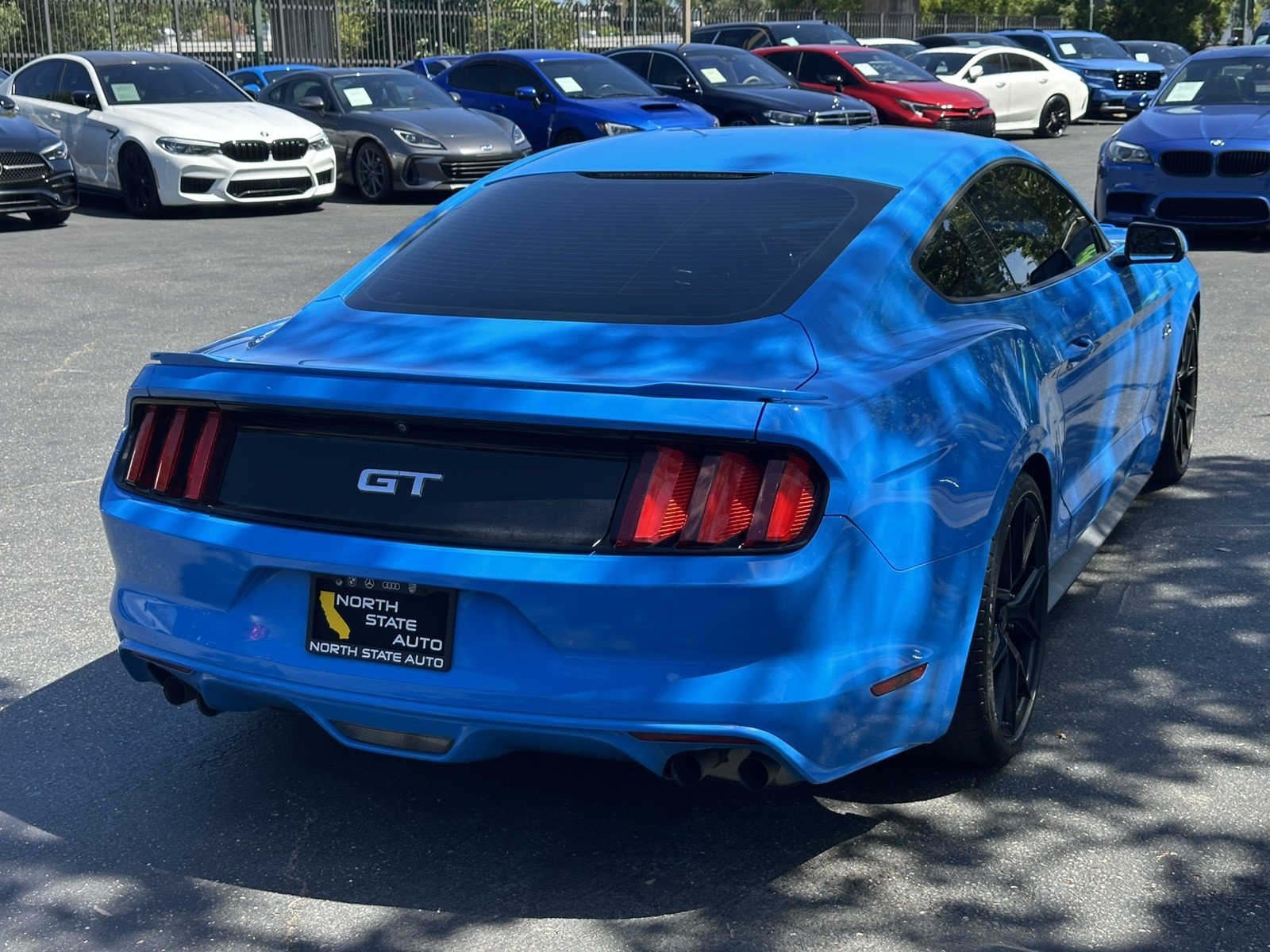 Used 2017 Ford Mustang GT RWD image 6