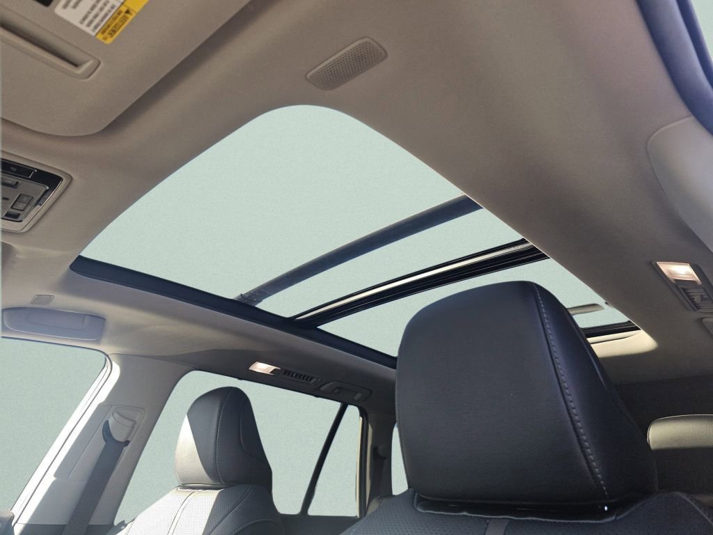 Used 2024 Toyota Grand Highlander Platinum image 8
