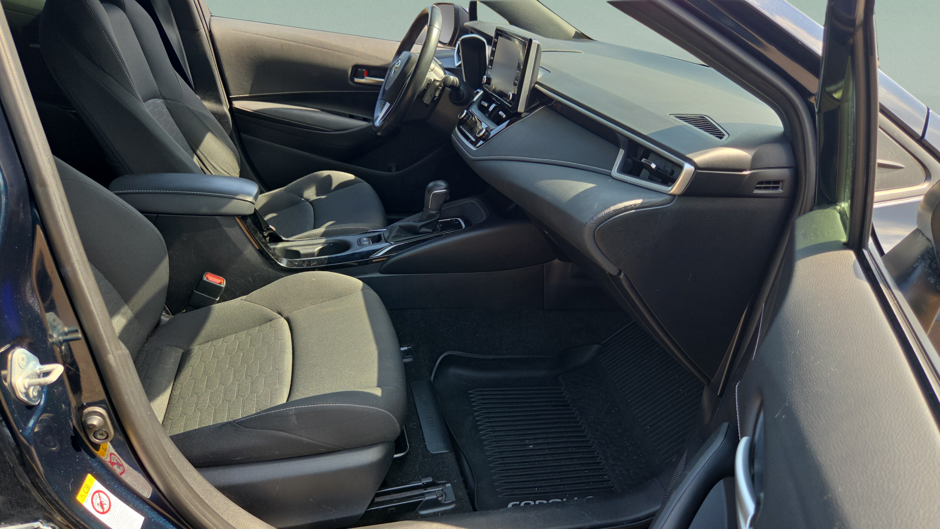 Used 2019 Toyota Corolla SE w/ SE Option Package FWD image 13