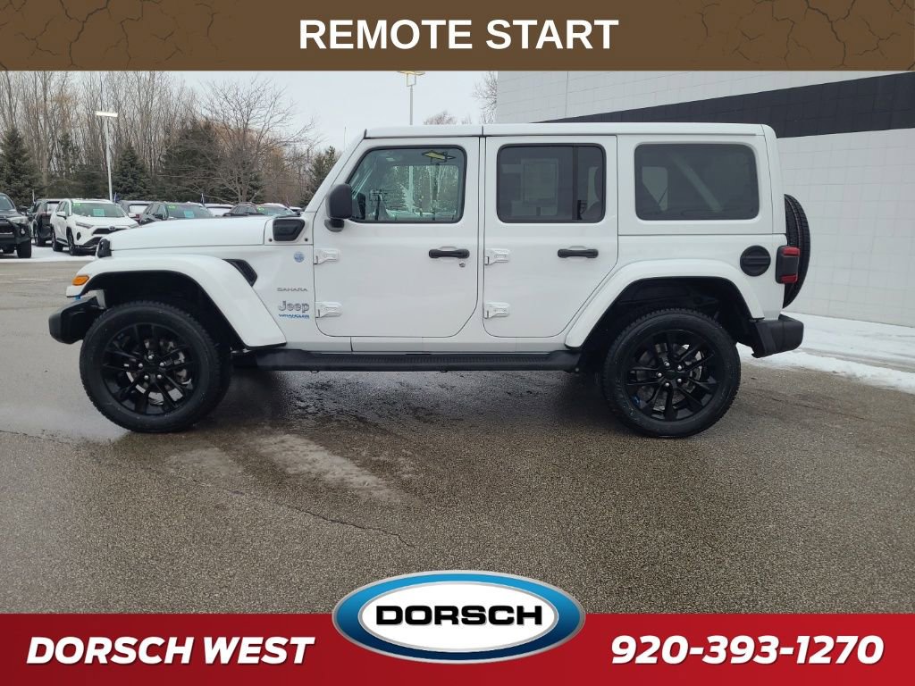 Used 2022 Jeep Wrangler Unlimited Sahara image 3