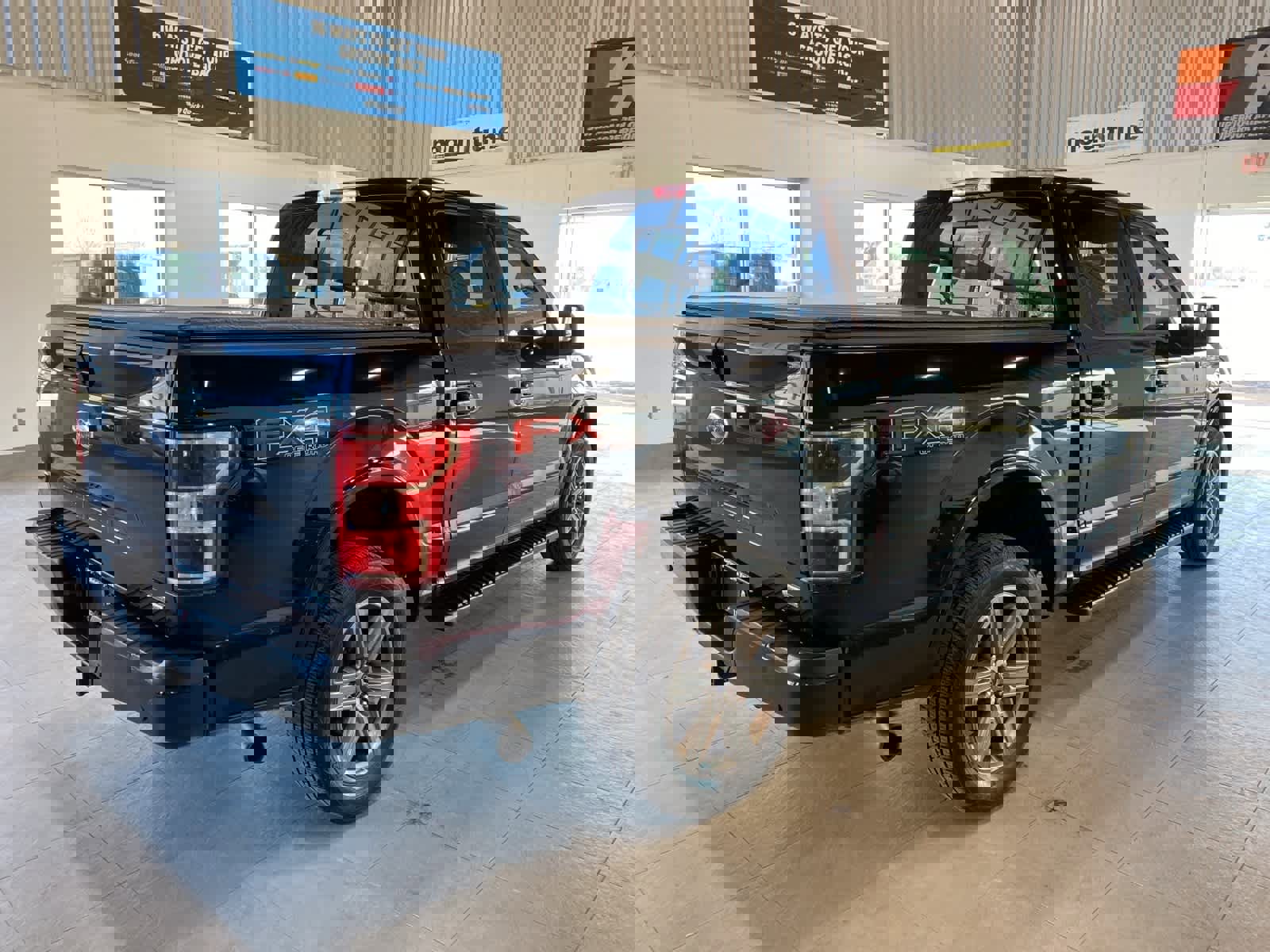 Used 2020 Ford F150 XLT w/ Equipment Group 302A Luxury image 5