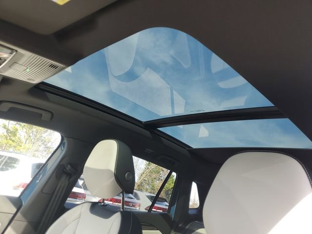 New 2026 Volkswagen Tiguan SEL R-Line image 19