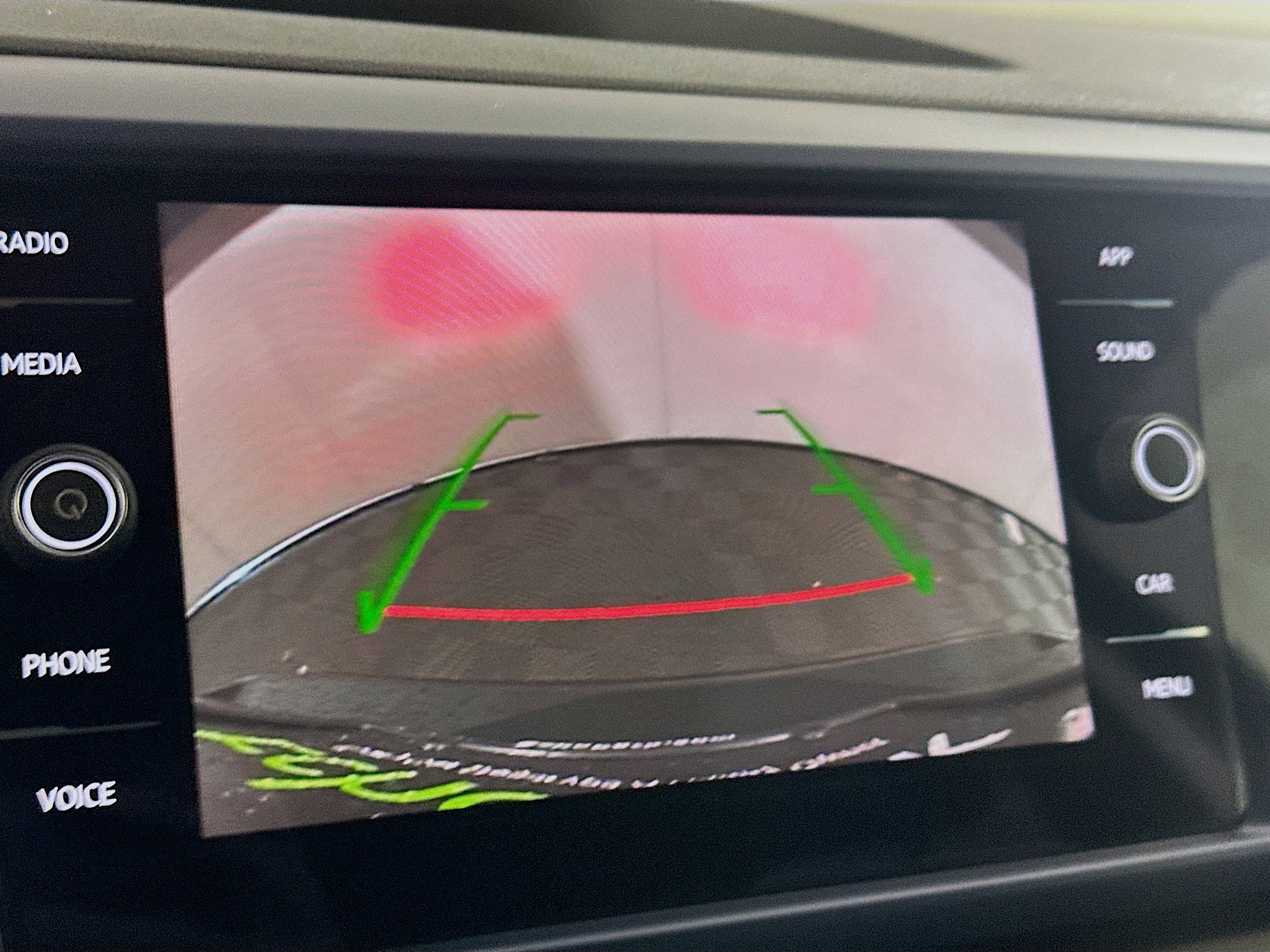 Used 2024 Volkswagen Taos SE image 22