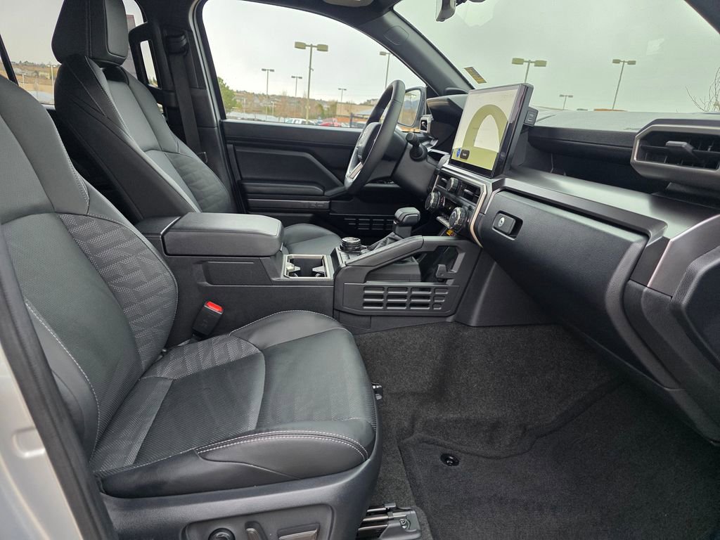 Used 2025 Toyota 4Runner TRD Off-Road Premium image 30