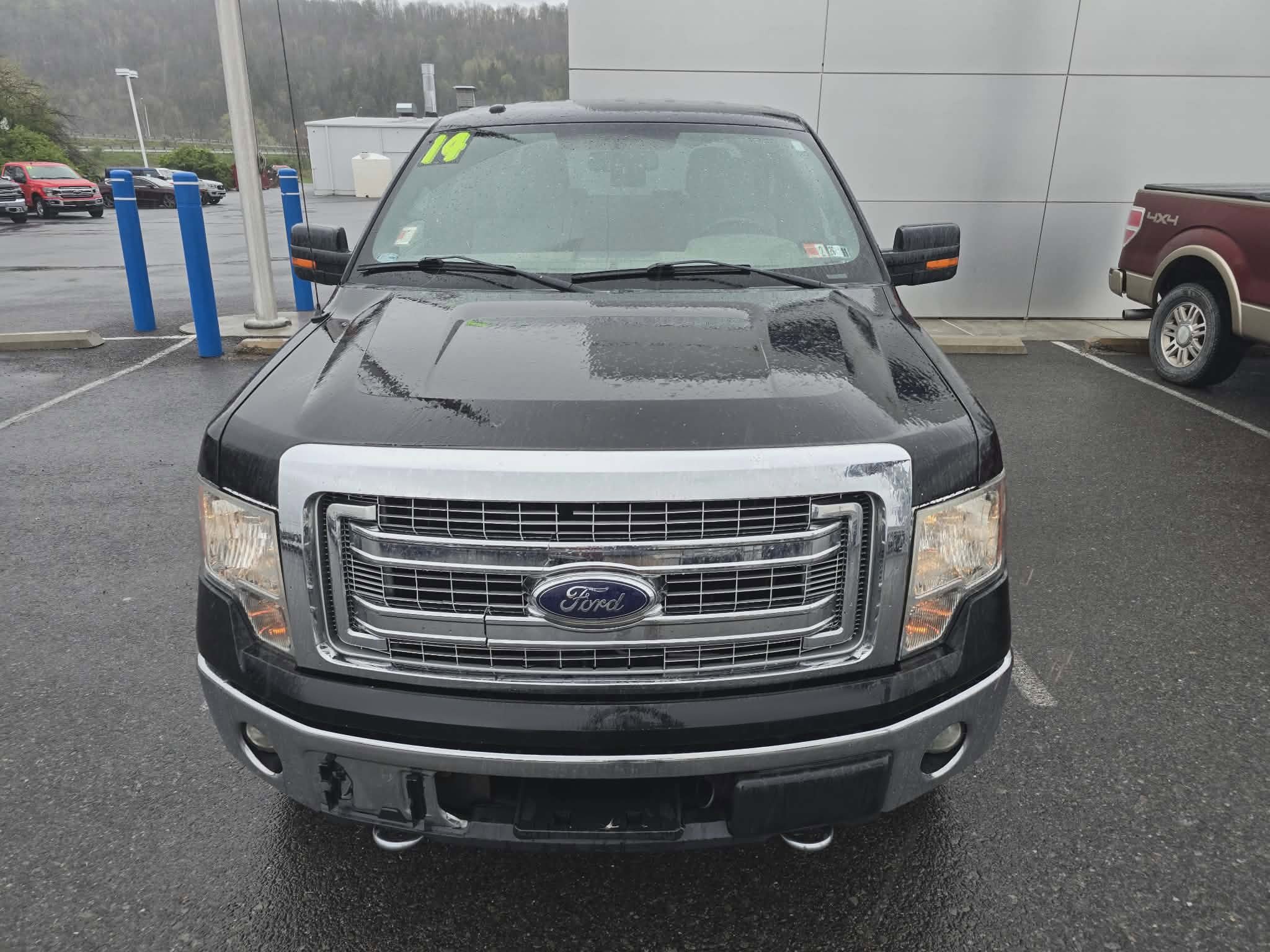 Used 2014 Ford F150 XLT w/ Equipment Group 302A Luxury AWD/4WD image 9