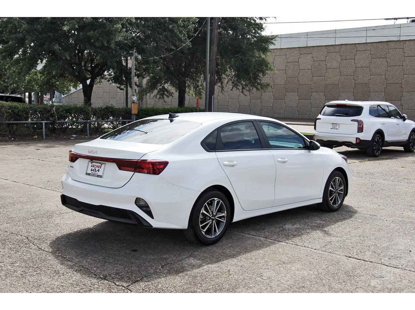 Certified 2023 Kia Forte LXS w/ LXS Technology Package FWD image 7
