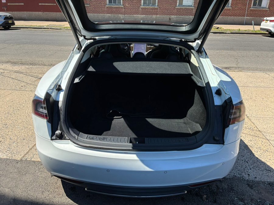 Used 2013 Tesla Model S Performance RWD image 8