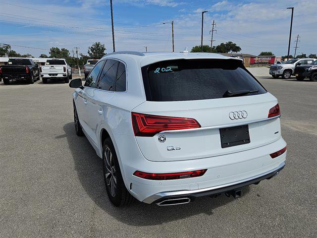 Used 2023 Audi Q5 2.0T Premium Plus w/ Premium Plus Package image 3
