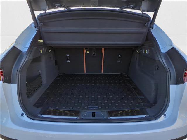 New 2025 Jaguar F-PACE R-Dynamic S image 18